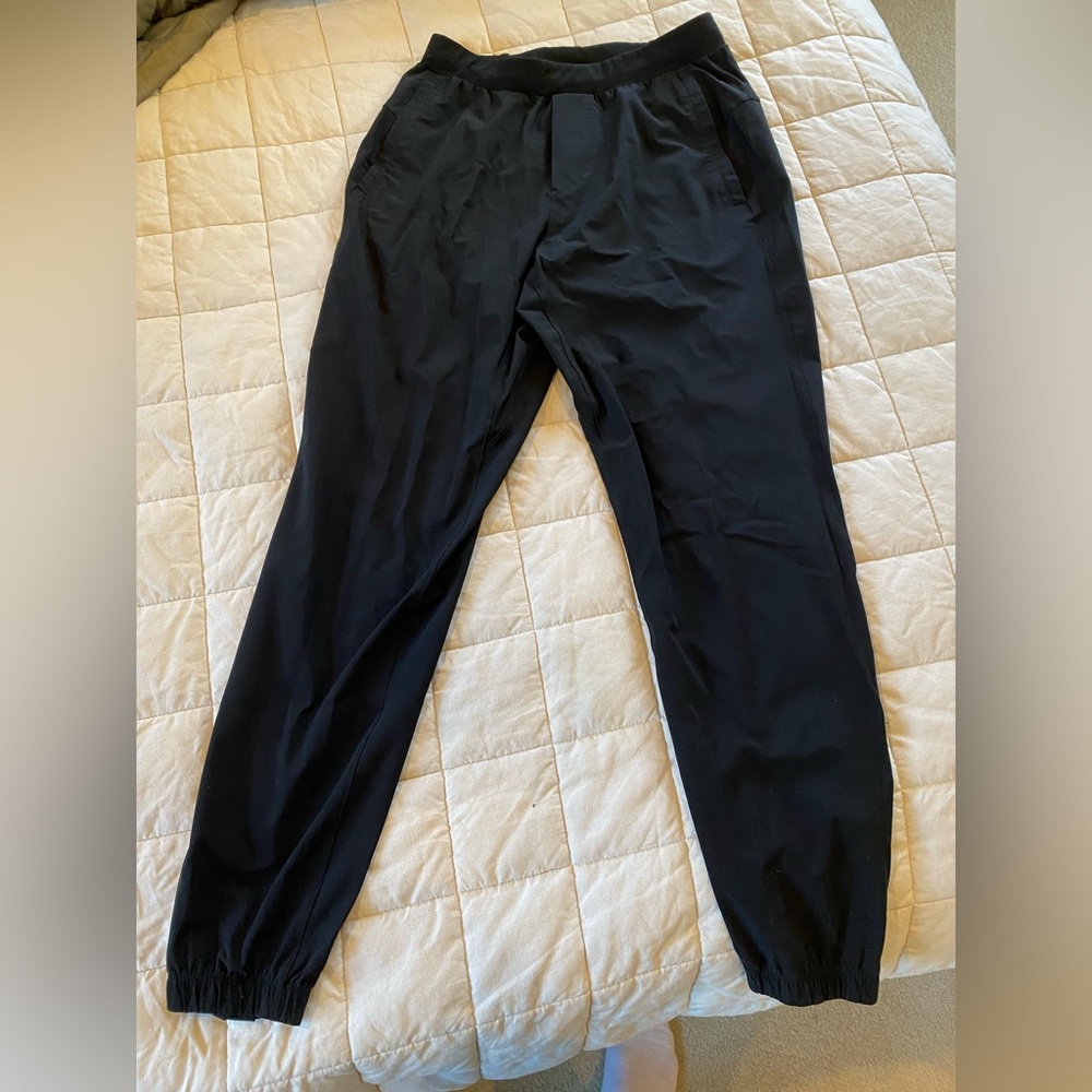 Men's Lululemon Surge Jogger - Black - Small